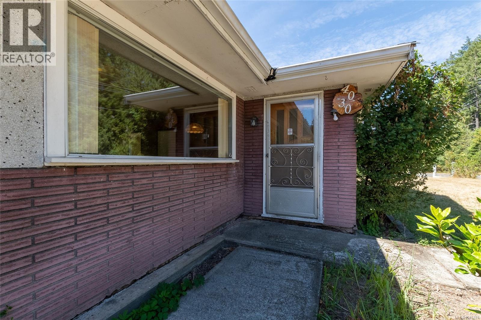 4030 Gibbins Rd - Image 20