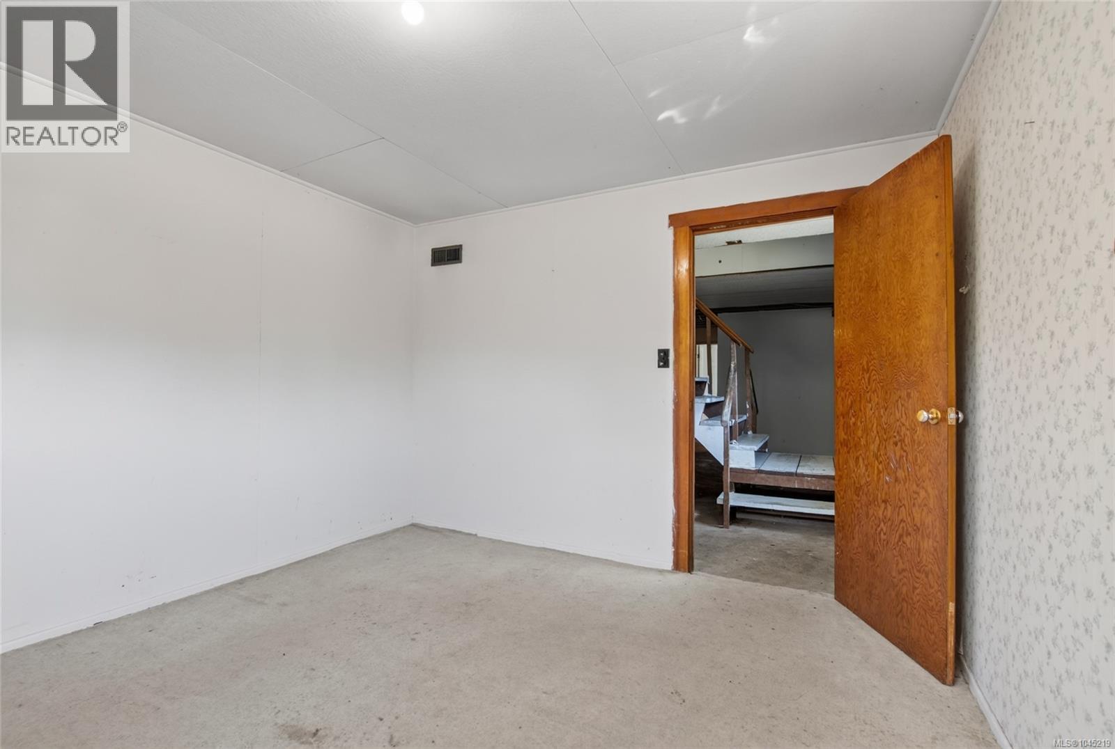 4030 Gibbins Rd - Image 76