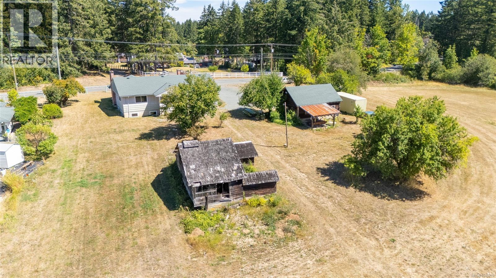 4030 Gibbins Rd - 1