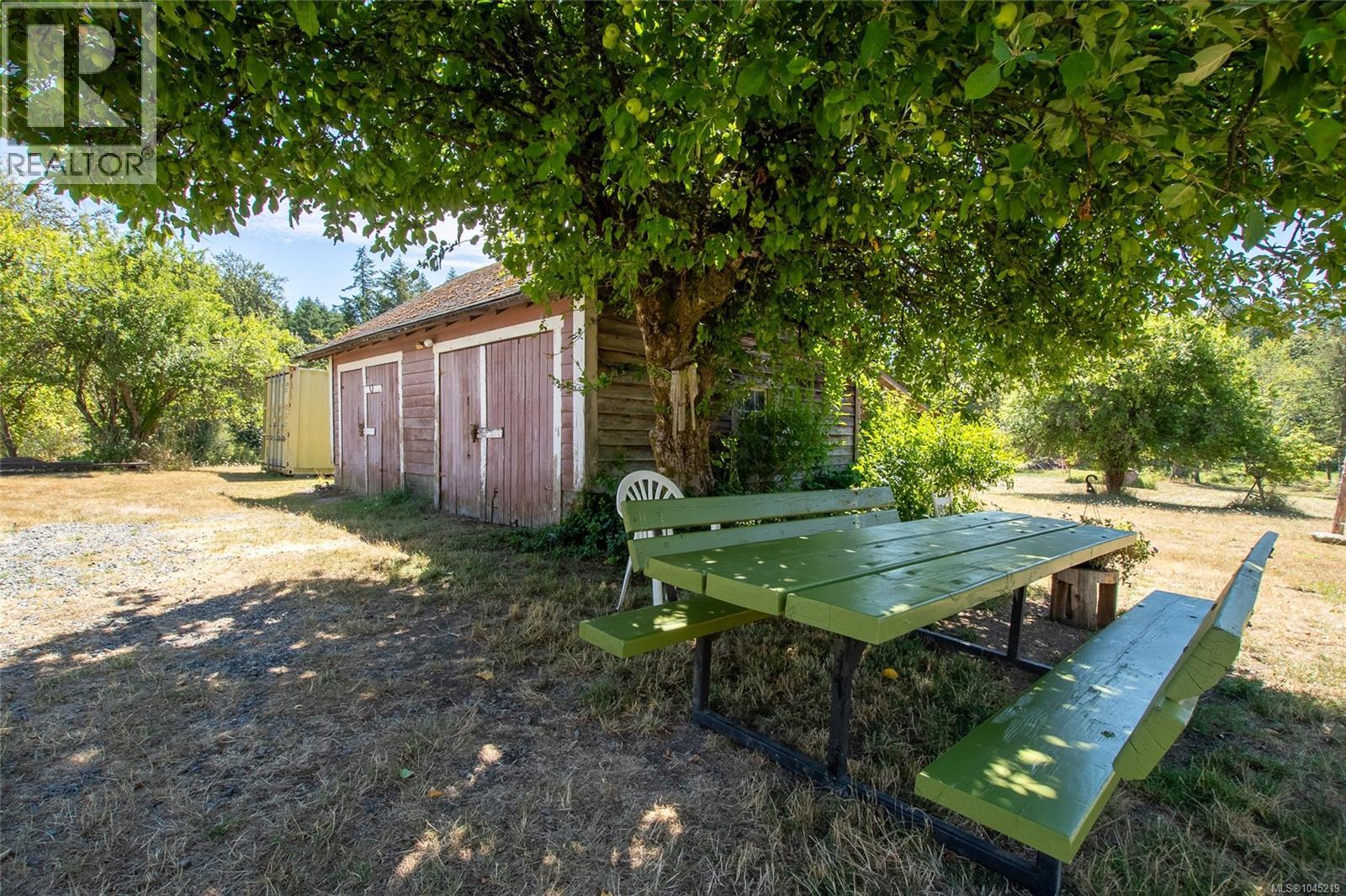 4030 Gibbins Rd - Image 35