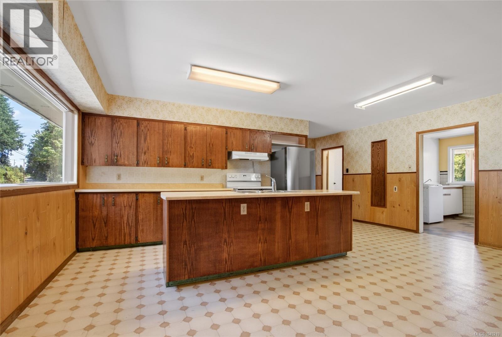 4030 Gibbins Rd - Image 53