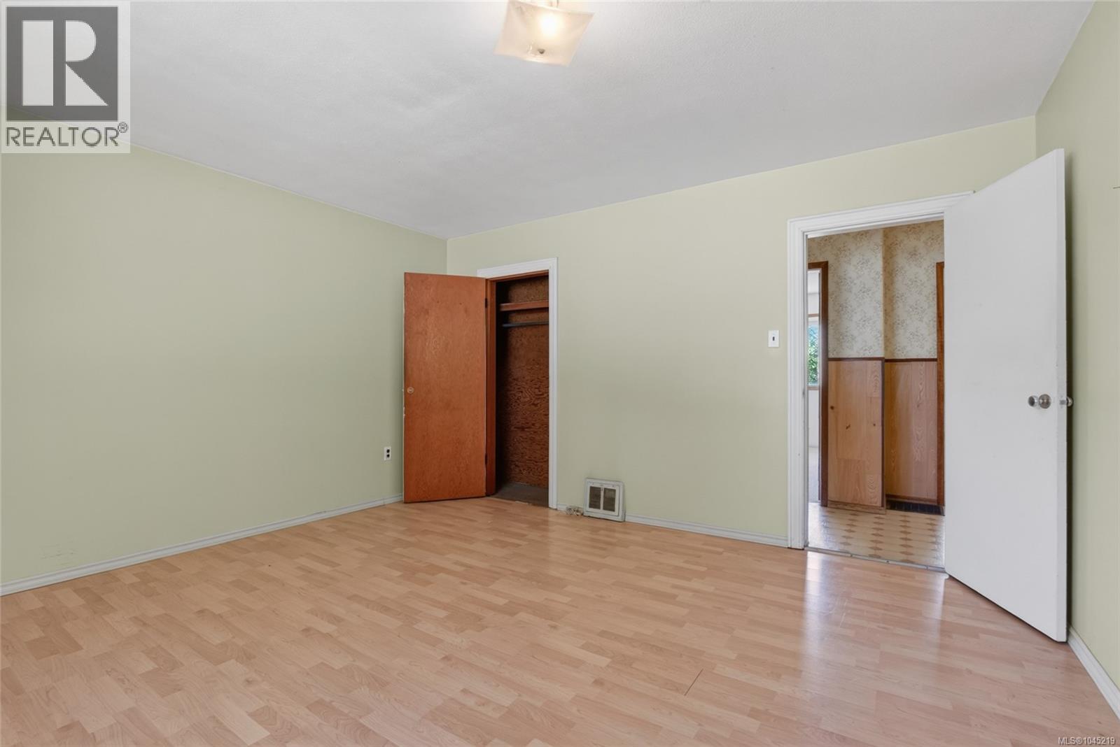 4030 Gibbins Rd - Image 61