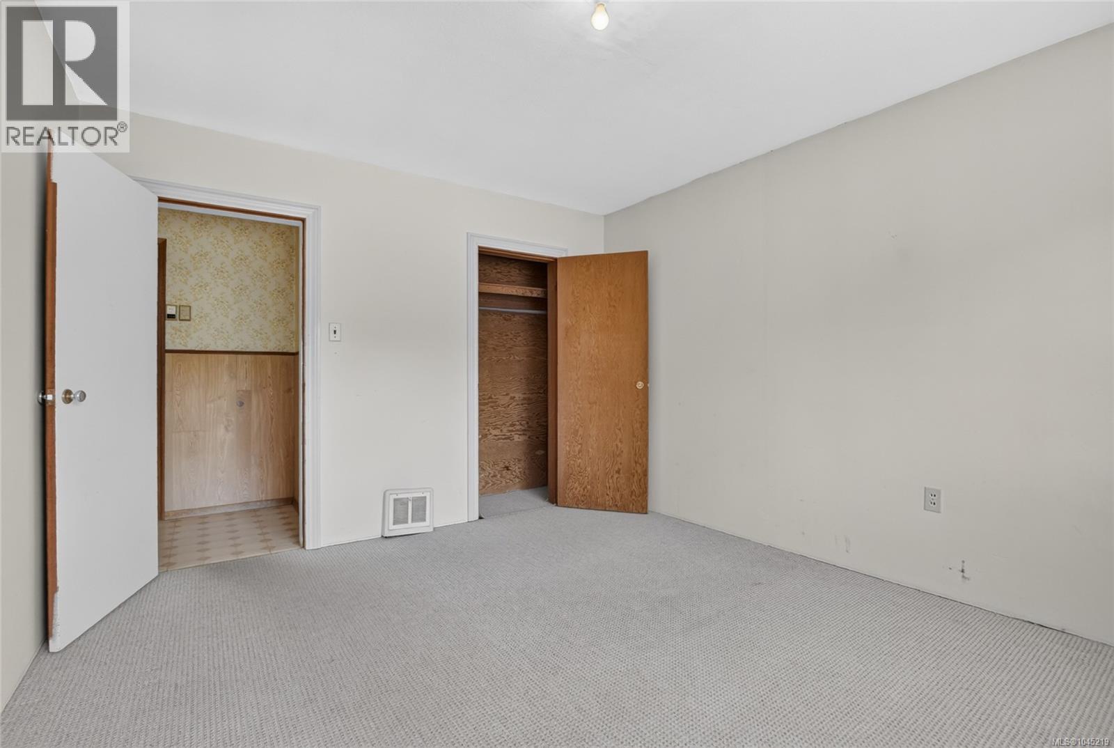 4030 Gibbins Rd - Image 64