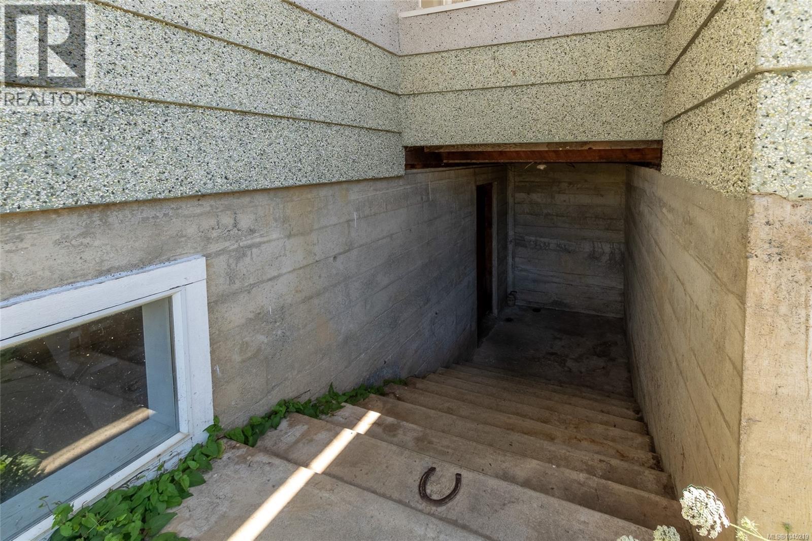 4030 Gibbins Rd - Image 88