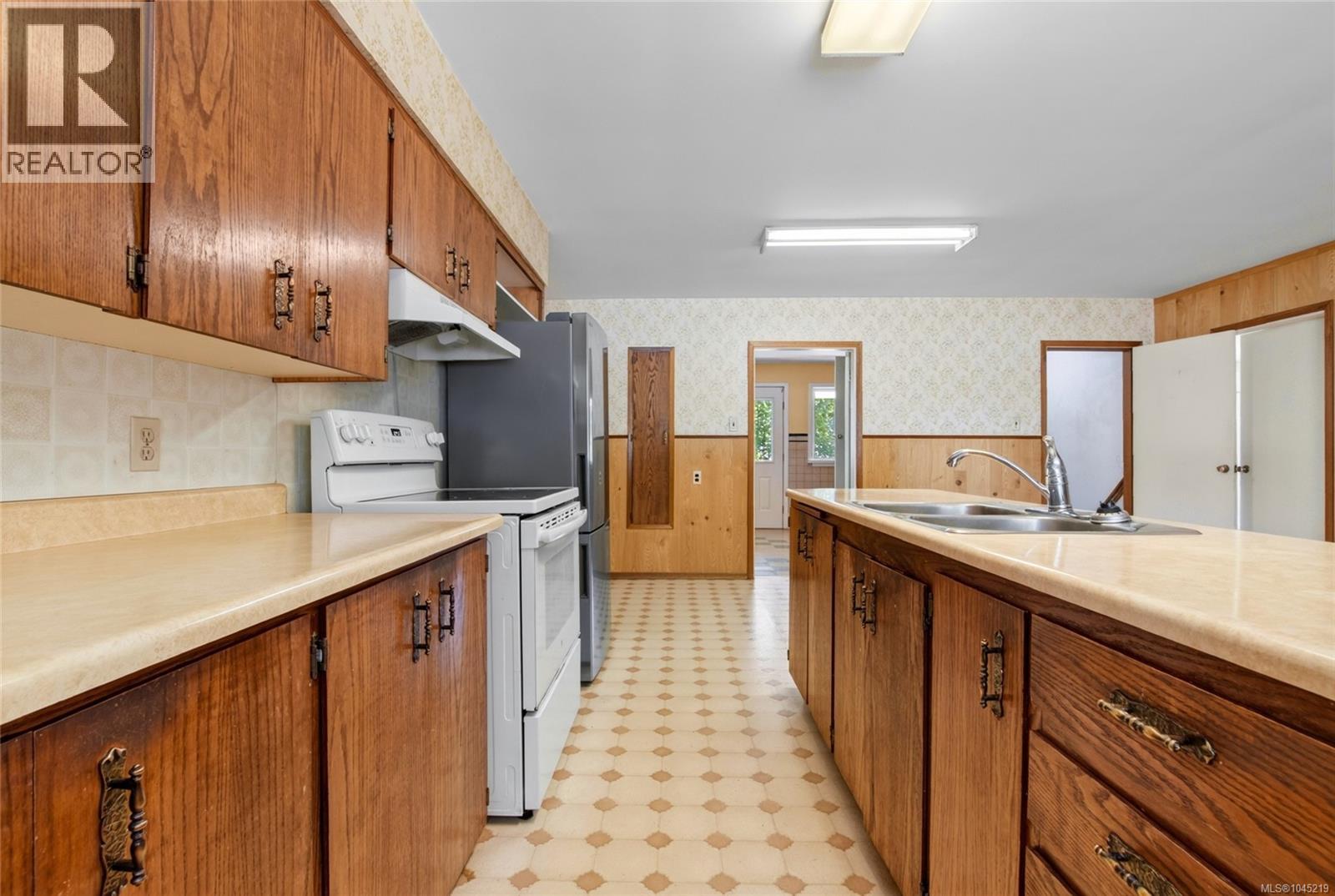 4030 Gibbins Rd - Image 50