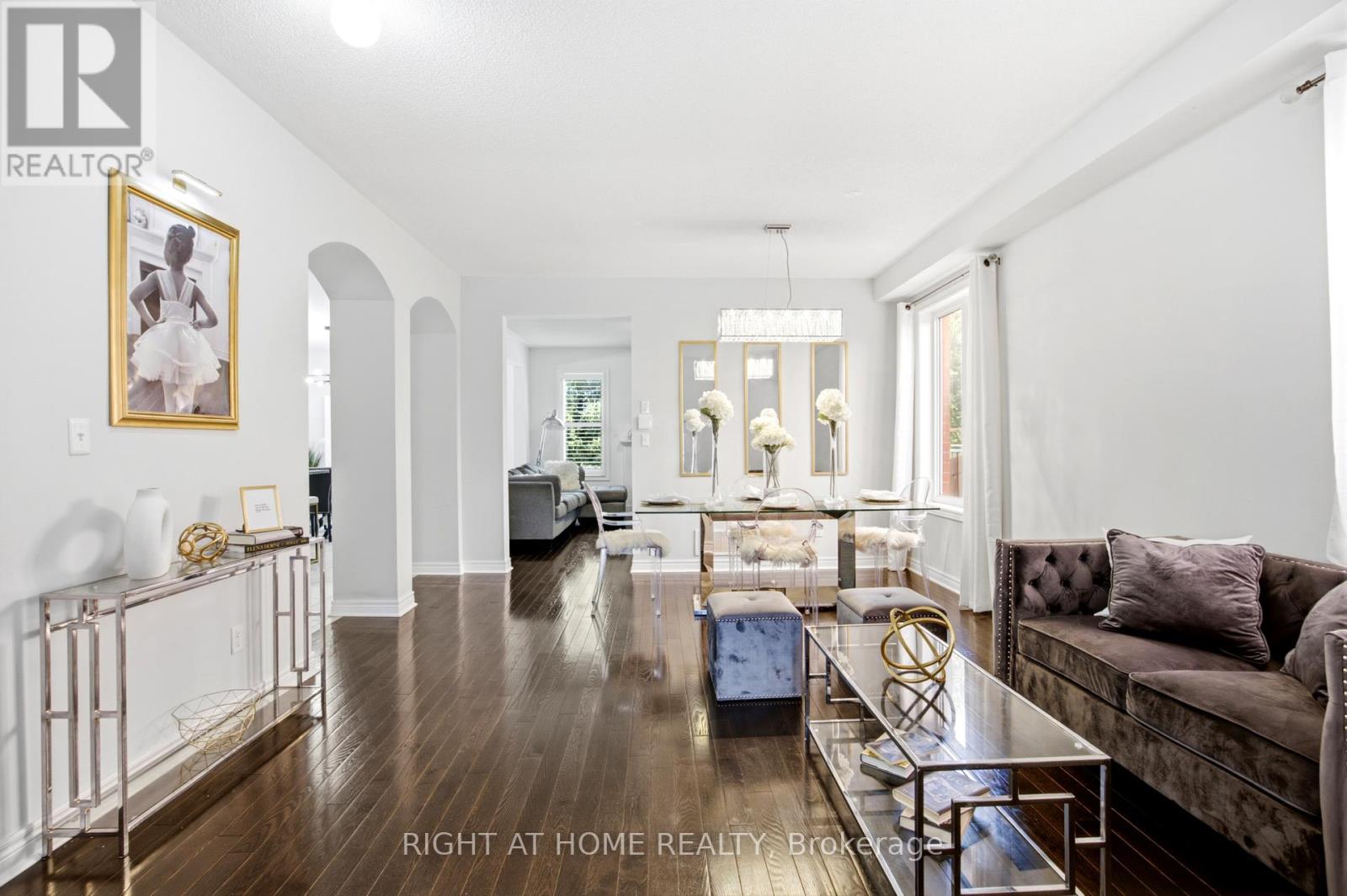 216 GREENWOOD ROAD - 8