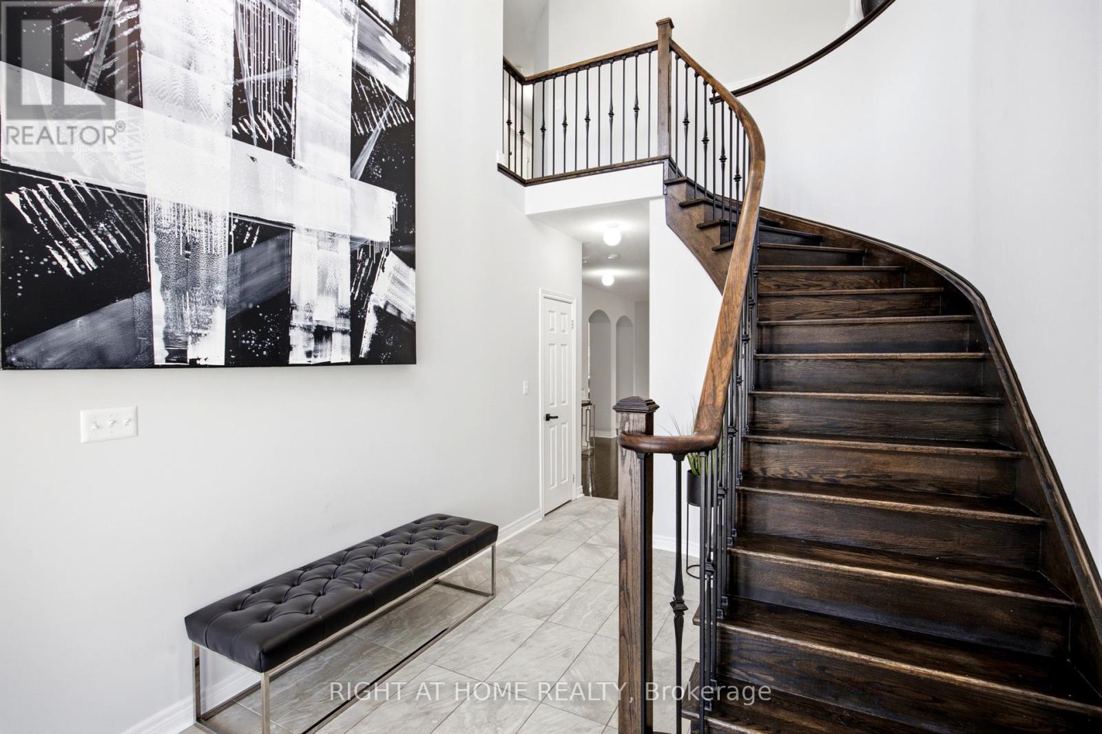 216 GREENWOOD ROAD - 6