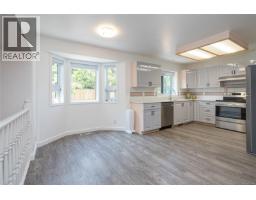 Kitchen - 6177 Raphael Dr, Nanaimo, BC V9V1M2 Photo 11