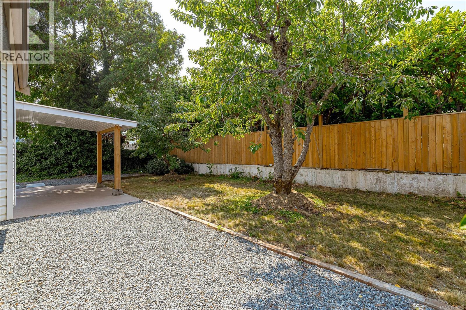 6177 Raphael Dr - 43