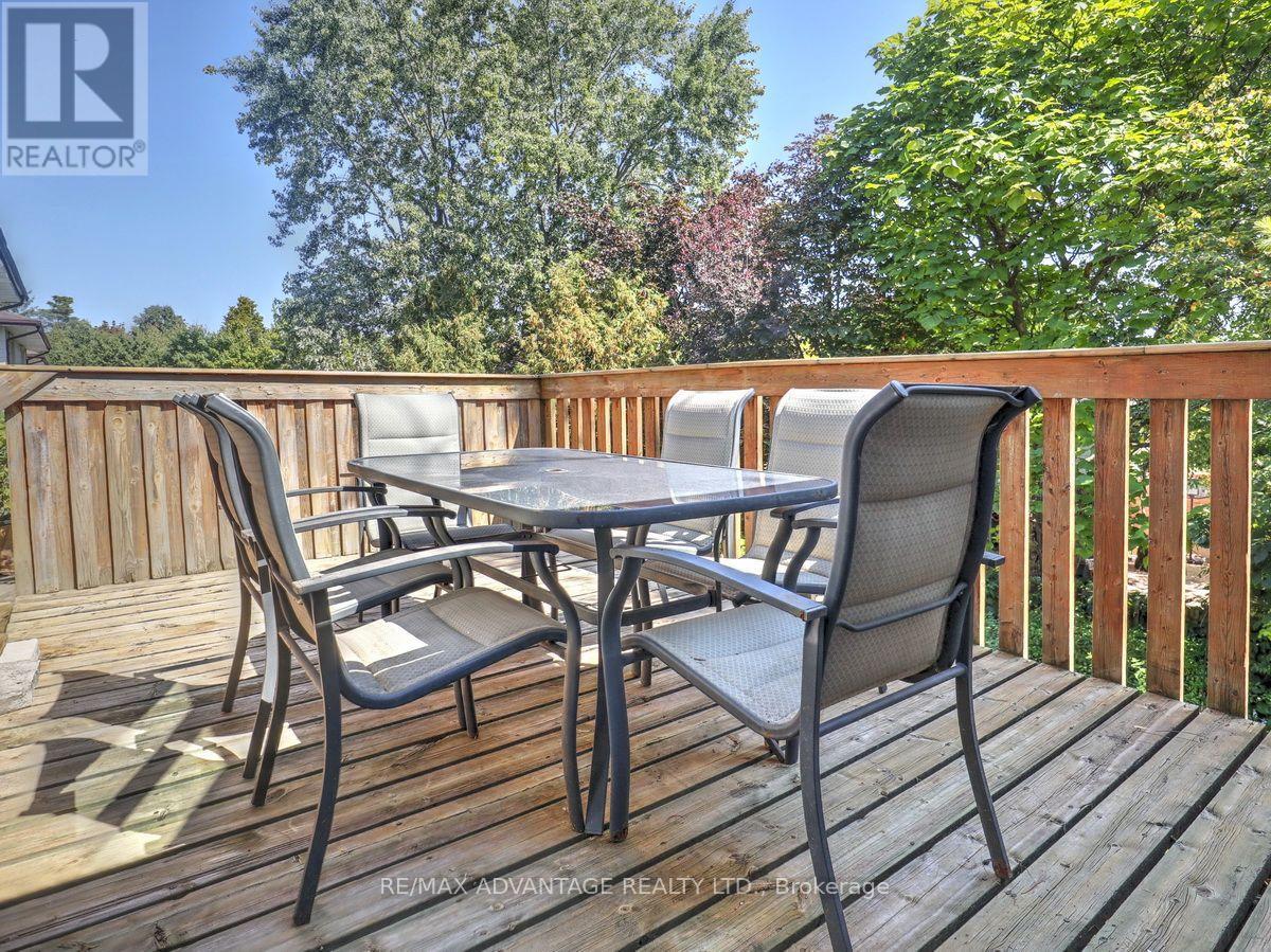 264 SUFFOLK PLACE - Image 4