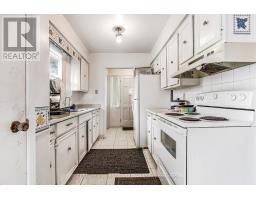 698 Chiddington Avenue, London South, ON N6C2W8 Photo 6