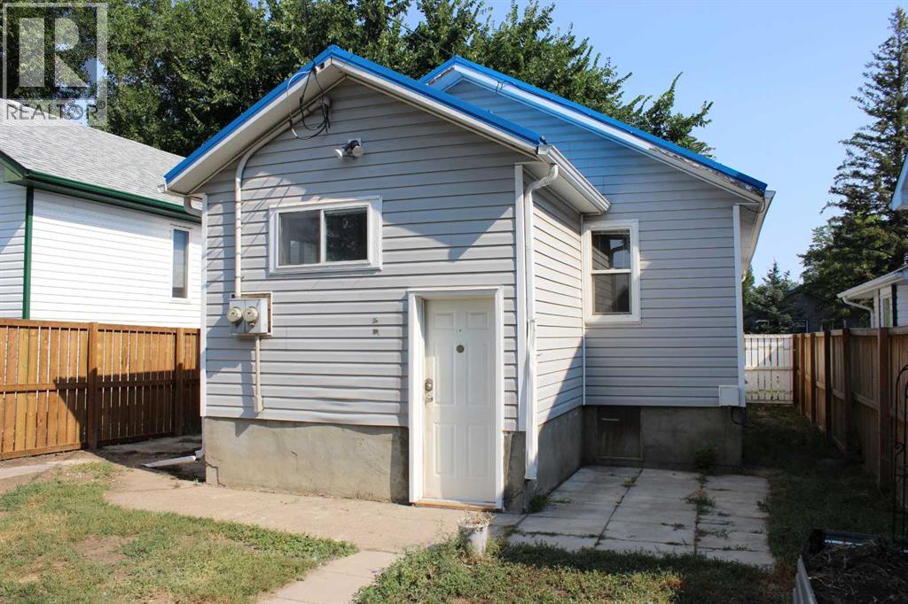 23 Pine Avenue W - Image 5