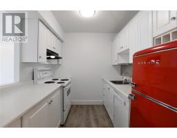 Unit 310 - 58 Pasadena Crescent thumbnail 6