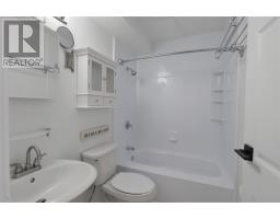 Unit 310 - 58 Pasadena Crescent thumbnail 9