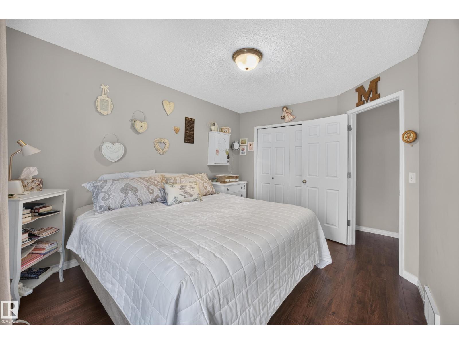 #7 155 CROCUS CR - 33