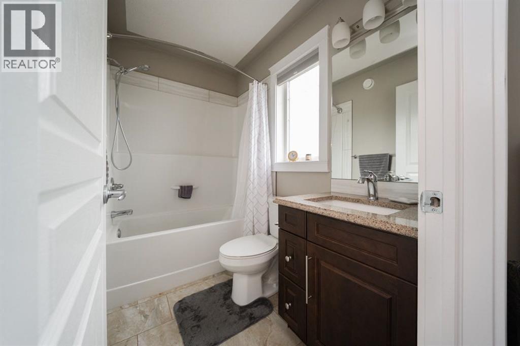 244 Athabasca Avenue, Fort McMurray