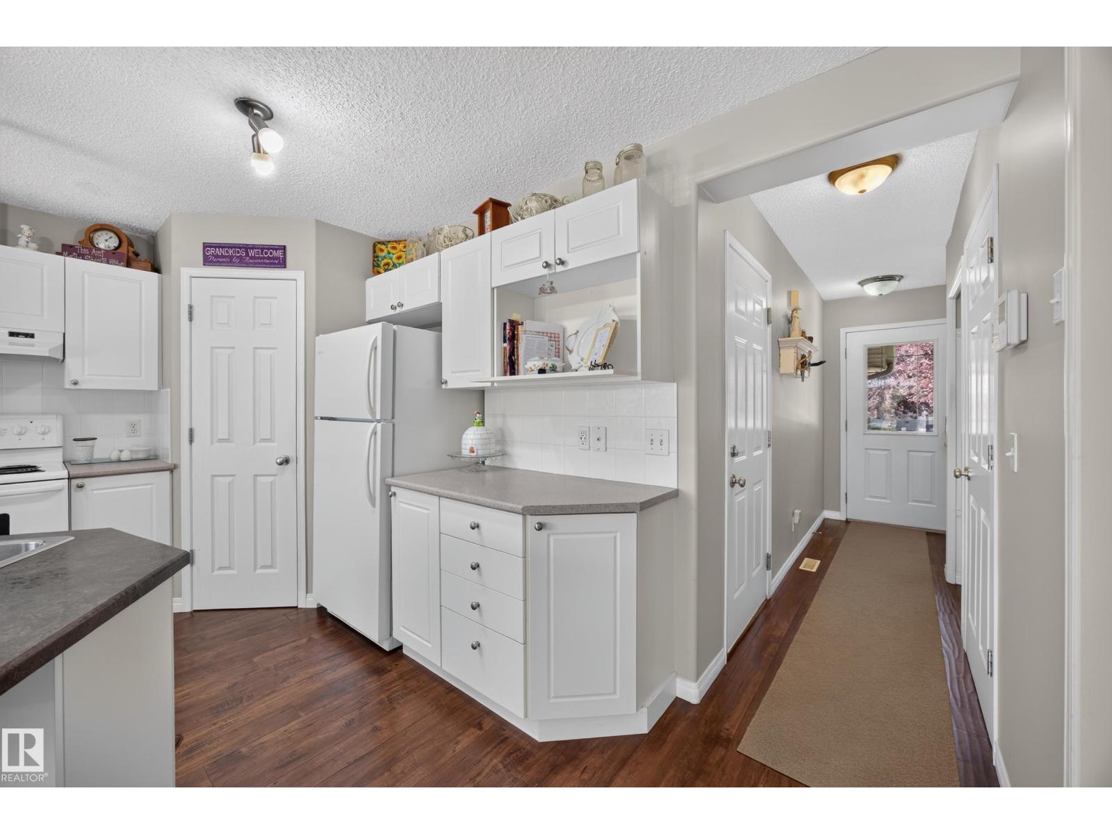 #7 155 CROCUS CR - 14