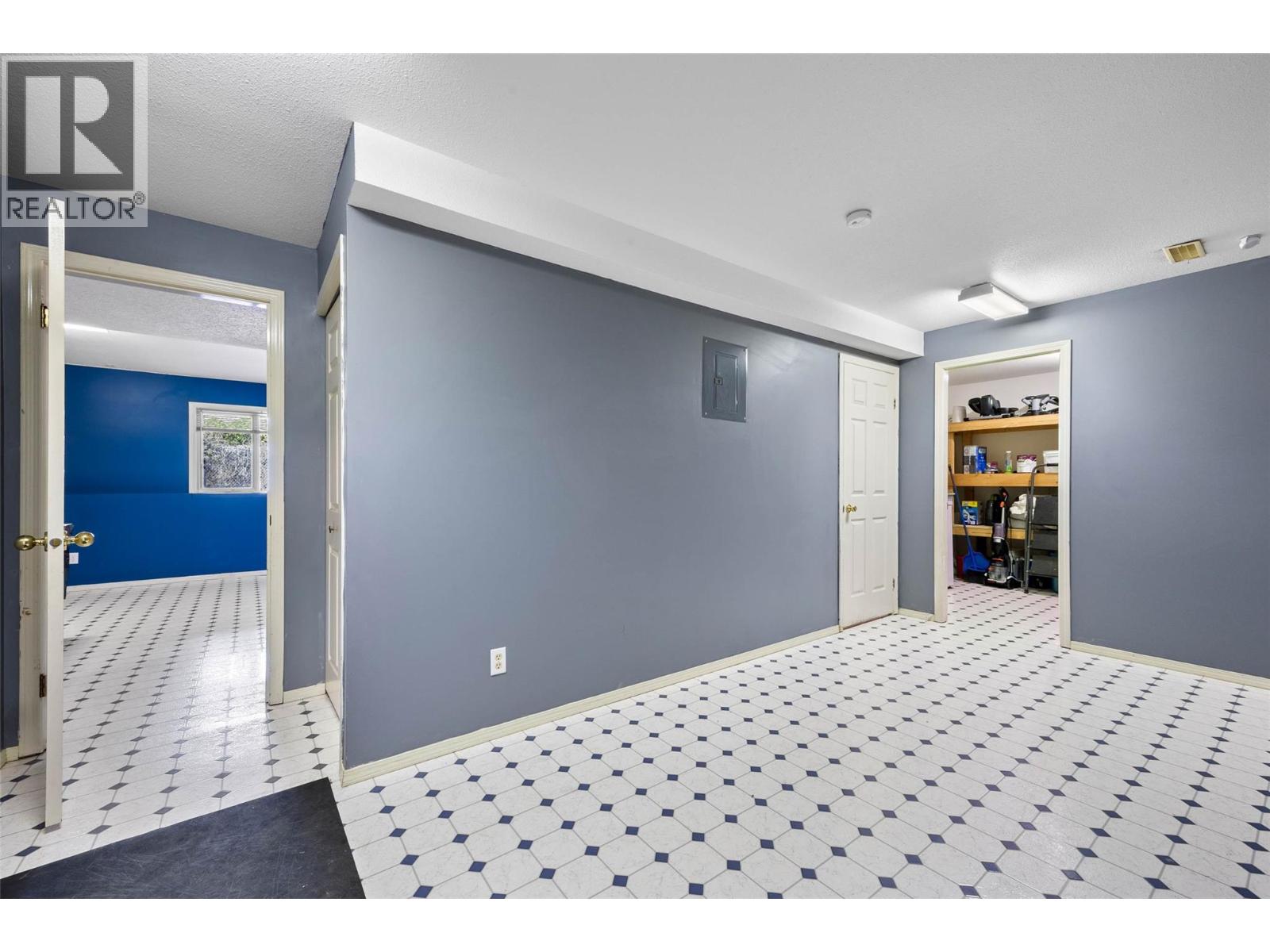 219 Strom Road - Image 39