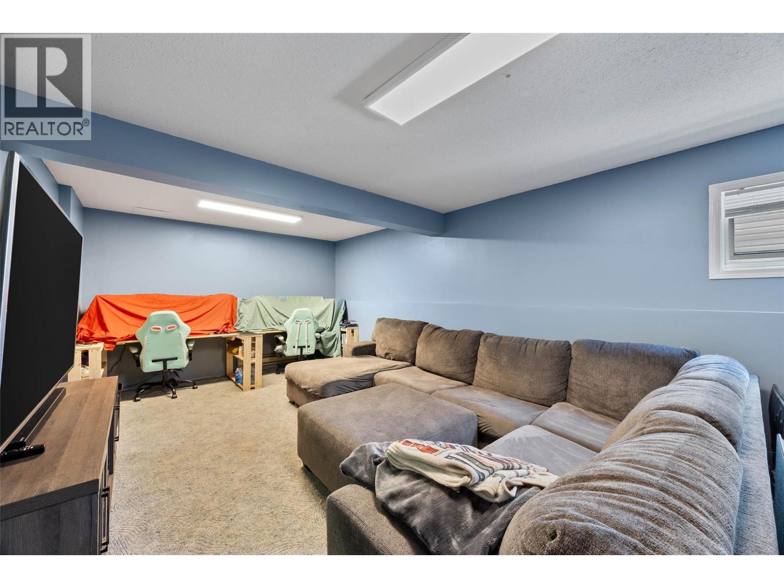 219 Strom Road - Image 41