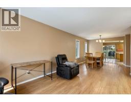 Kitchen - 219 Strom Road, Kamloops, BC V2C4M1 Photo 7