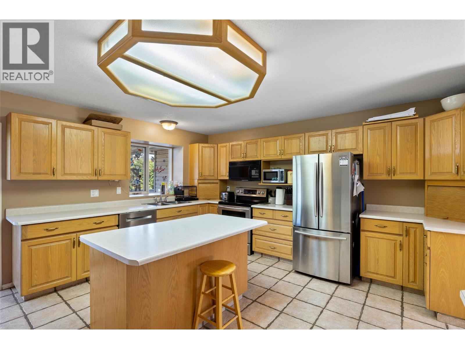 219 Strom Road - Image 11
