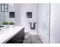 Kitchen - 8889 Angie Drive, Niagara Falls, ON L2H3W8 Photo 6