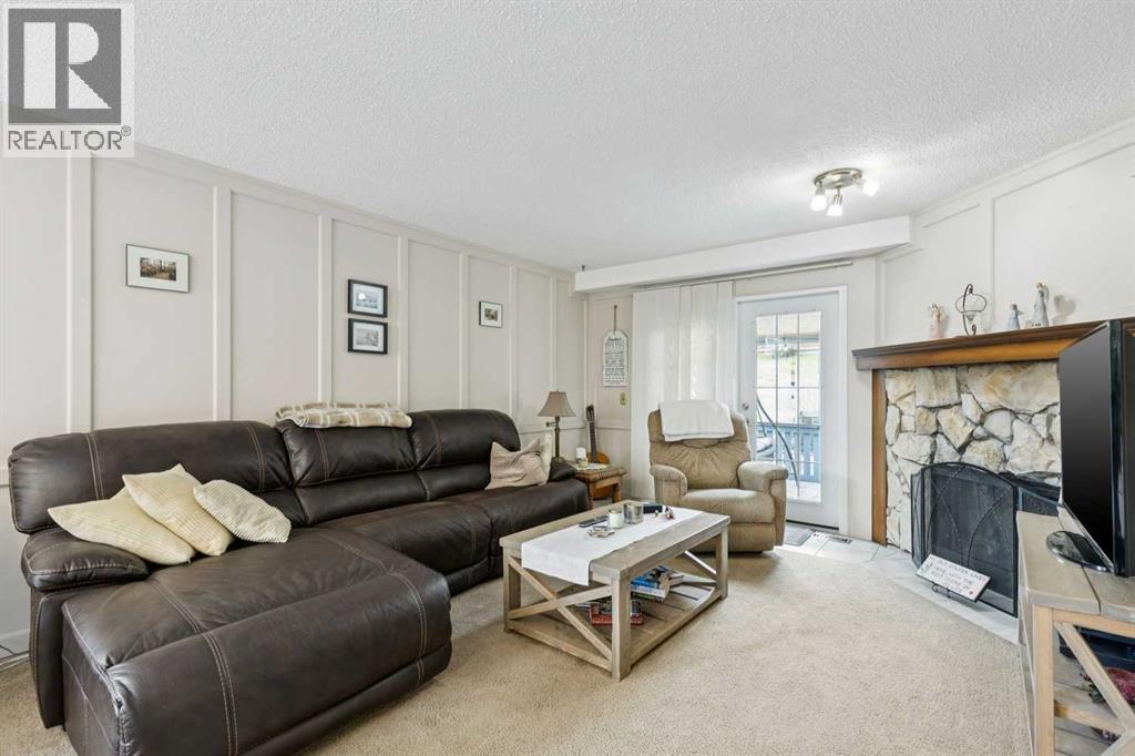 323 Ranchview Place NW - 10