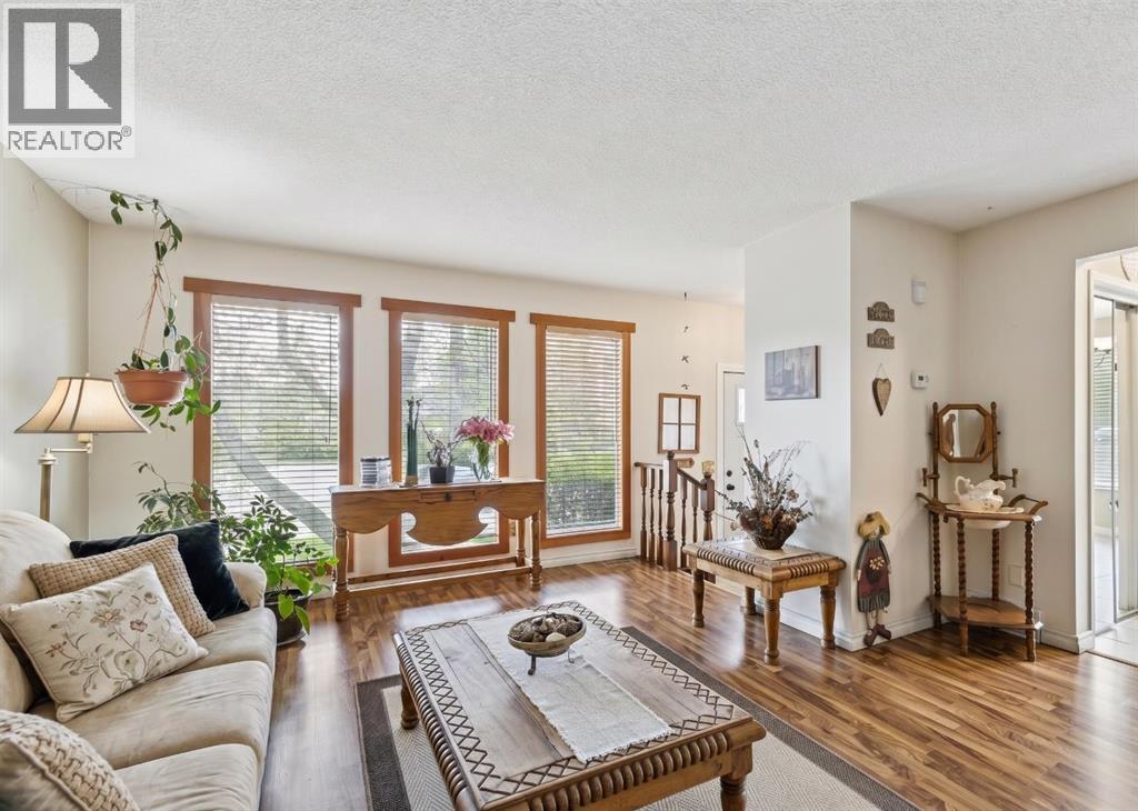 323 Ranchview Place NW - 3