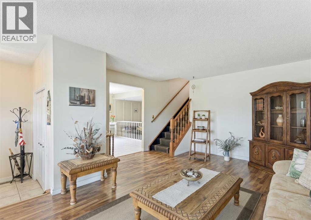 323 Ranchview Place NW - 4