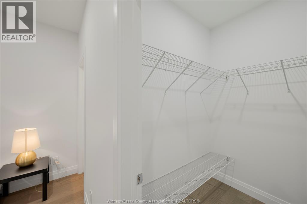 665 ALEXANDRINE STREET - 16