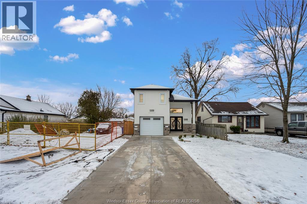 665 ALEXANDRINE STREET - 3