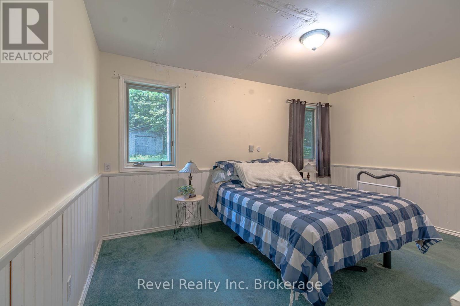 36 TEBBY BOULEVARD - 25