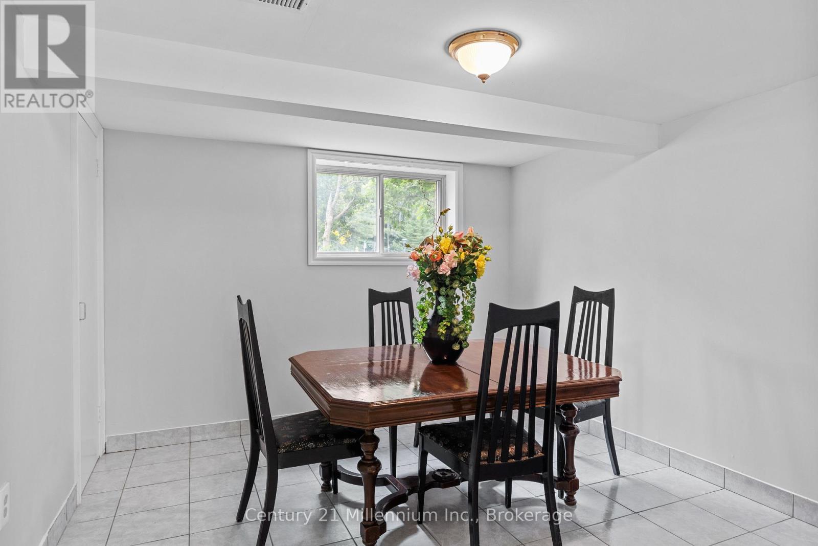 49 32ND STREET N - 23