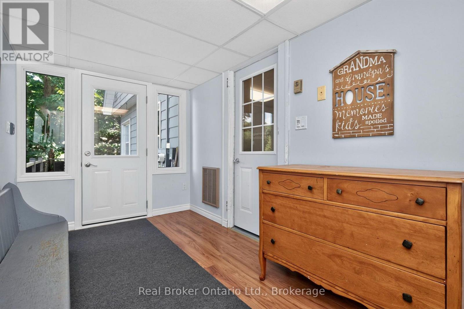 150 LAFONTAINE ROAD E - Image 8