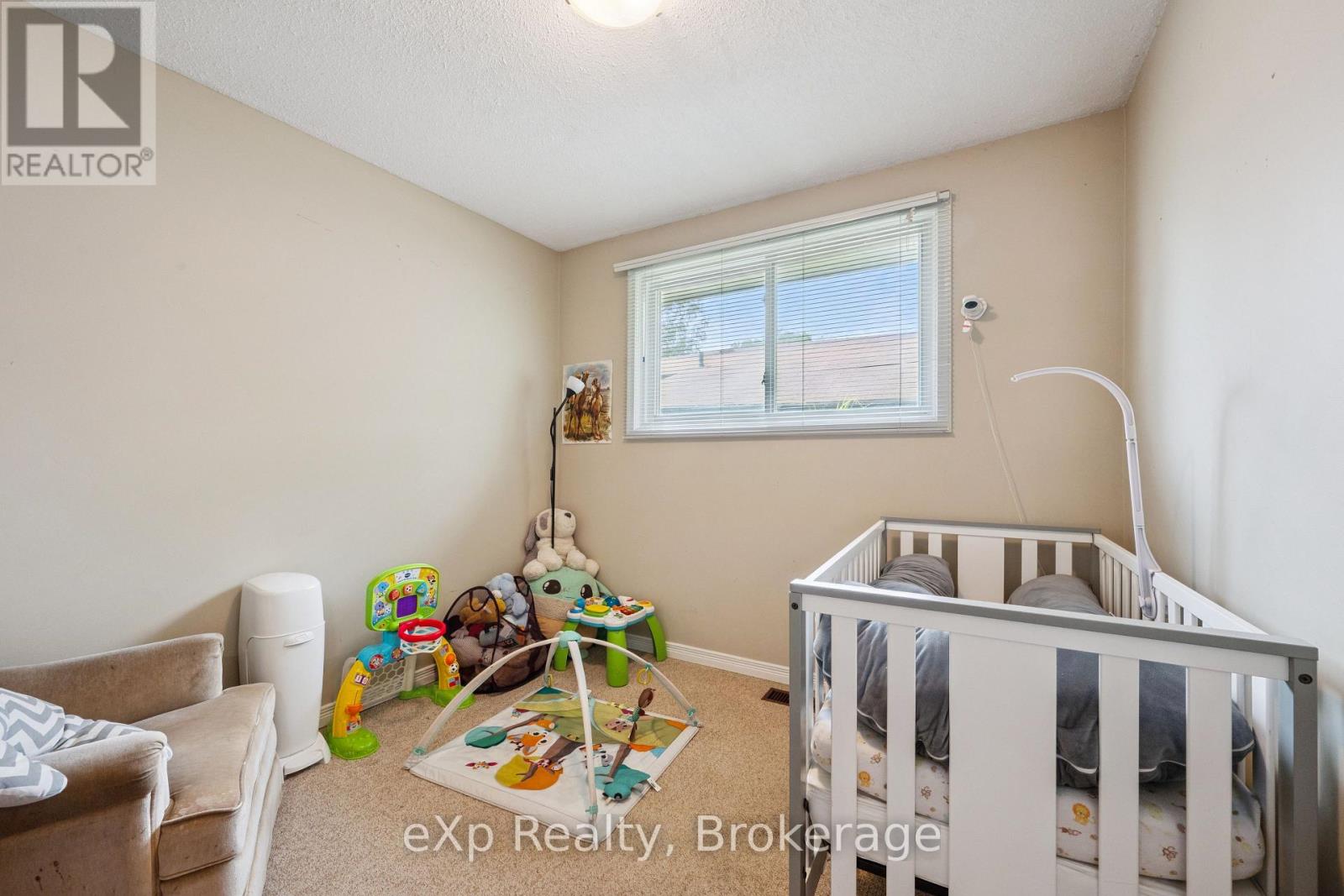 23 MUSKOKA DRIVE - Image 17