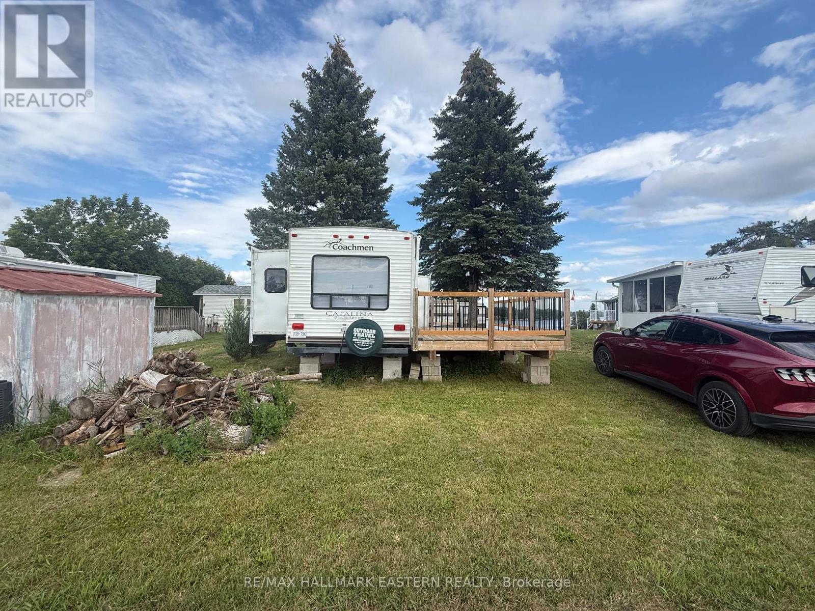 ##10 1280 GAIL PARK DRIVE N - 10