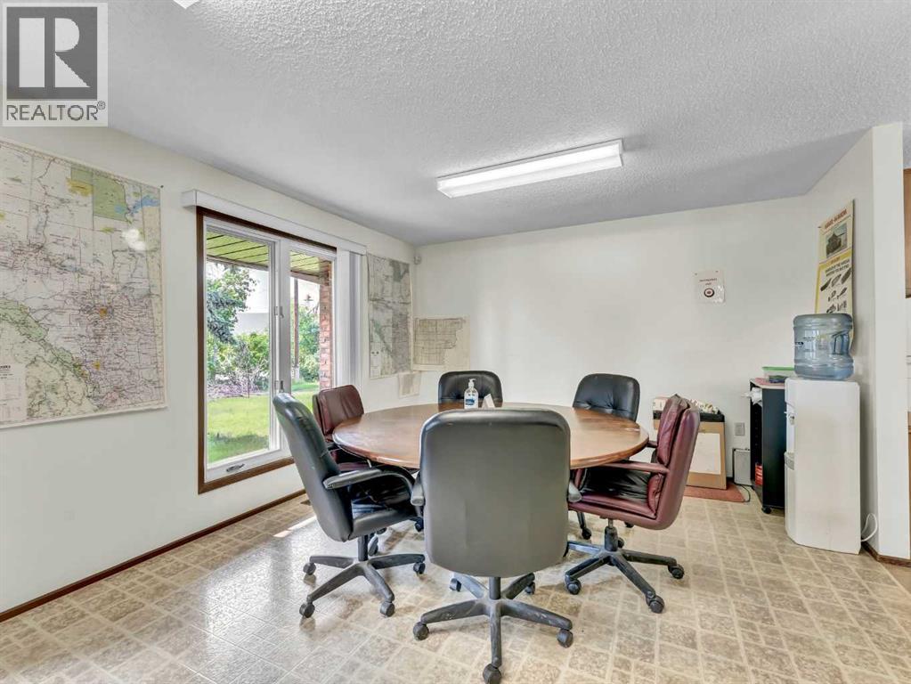156164 Charles Street - Photo 12