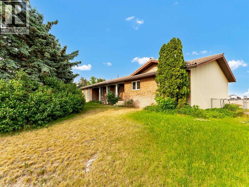 156164 Charles Street - Photo 39