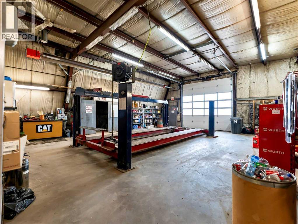 156164 Charles Street - Photo 43
