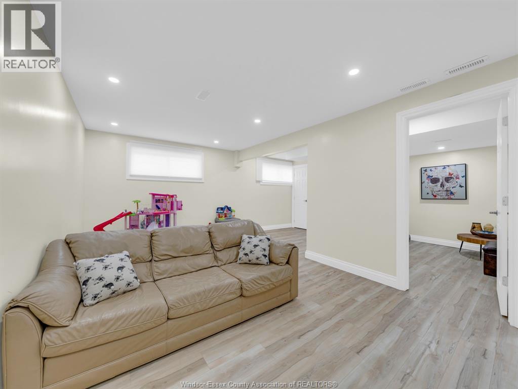 40 Woodside AVENUE - 28