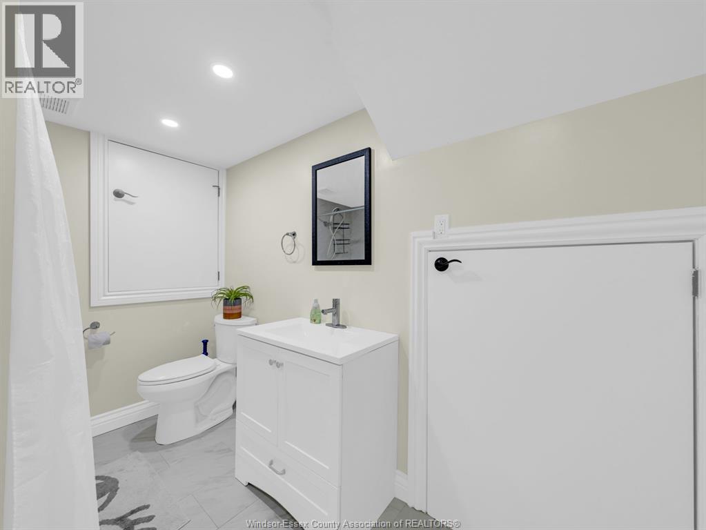 40 Woodside AVENUE - 34