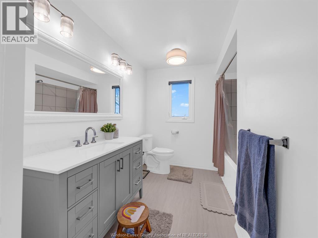 40 Woodside AVENUE - 19
