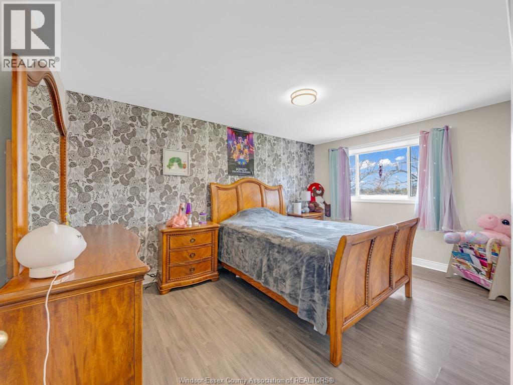 40 Woodside AVENUE - 24