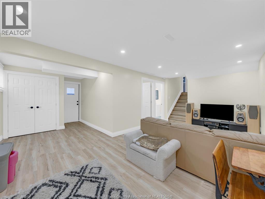 40 Woodside AVENUE - Image 29