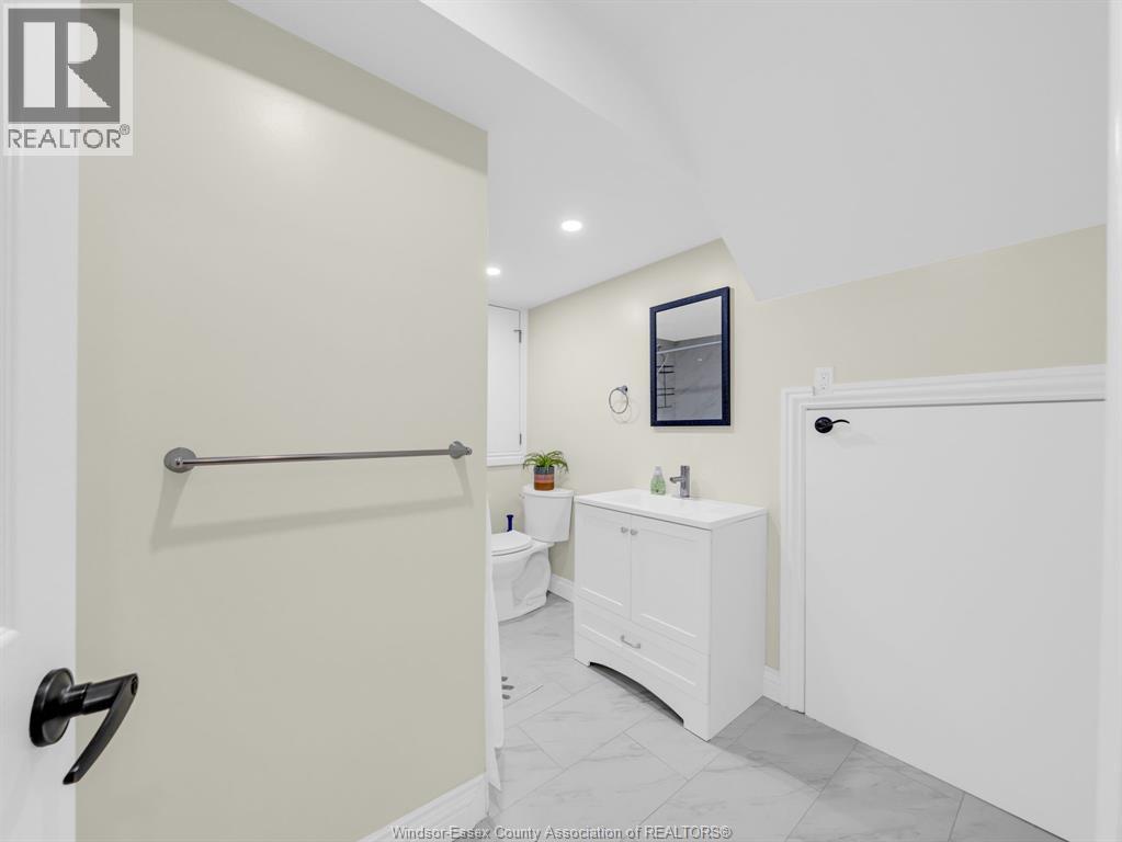 40 Woodside AVENUE - Image 33