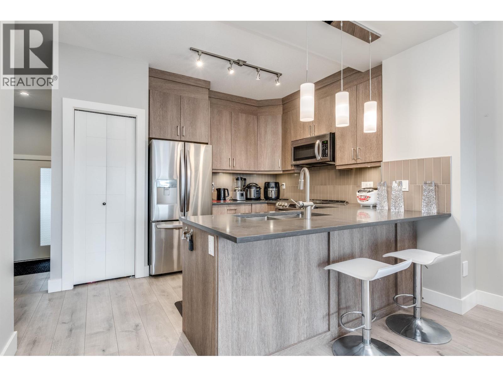 3 Bed, 3 Bath Apartment for Sale in Coquitlam – 107 3525 CHANDLER STREET, Coquitlam – MLS# R3153333 - Image 16