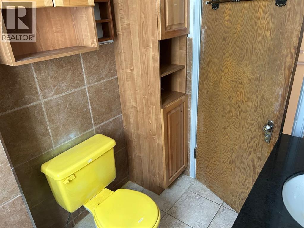 1001 13 Street S - 21