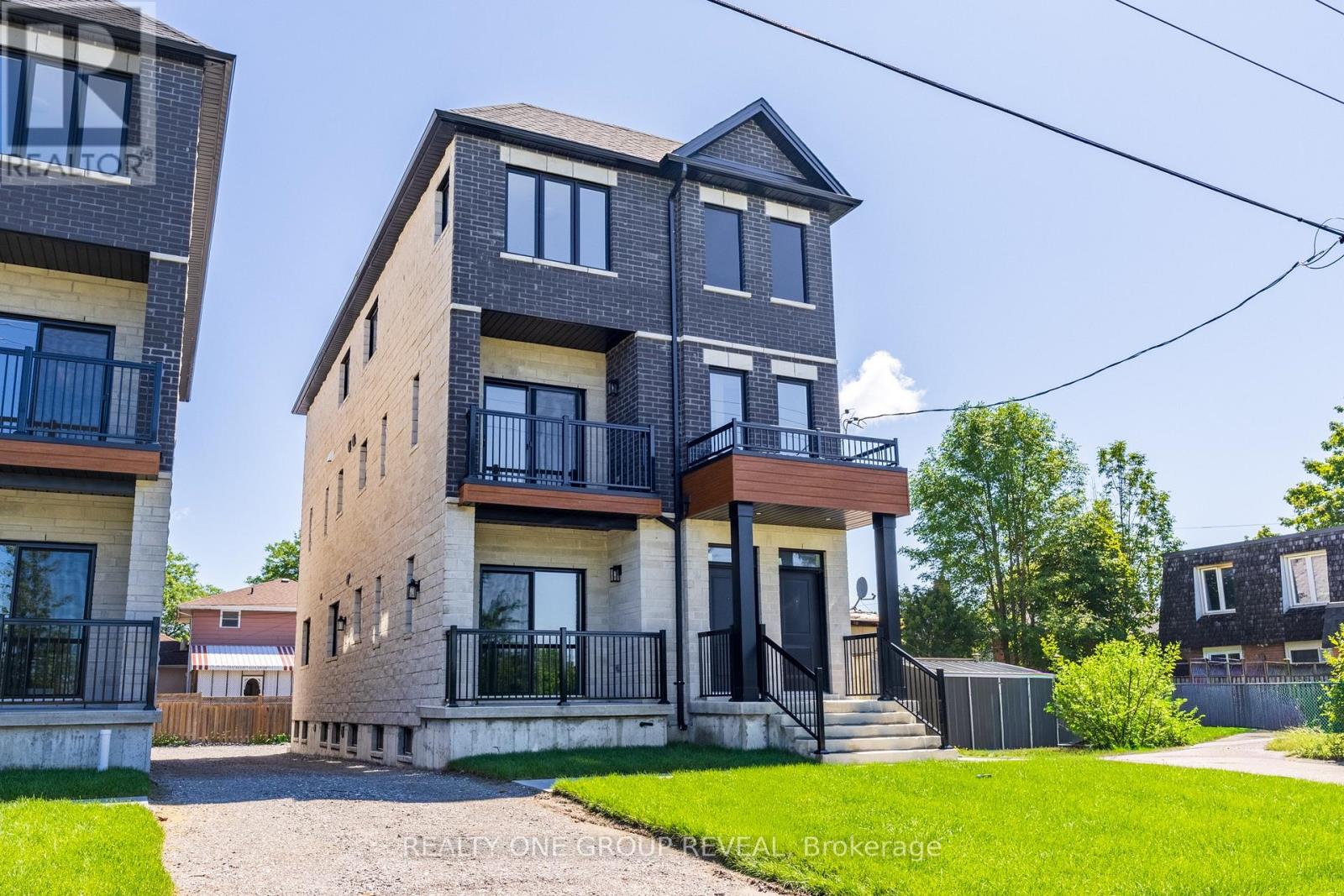 UNIT 3 - 227 GRENFELL STREET, Oshawa (Vanier) — photo 2
