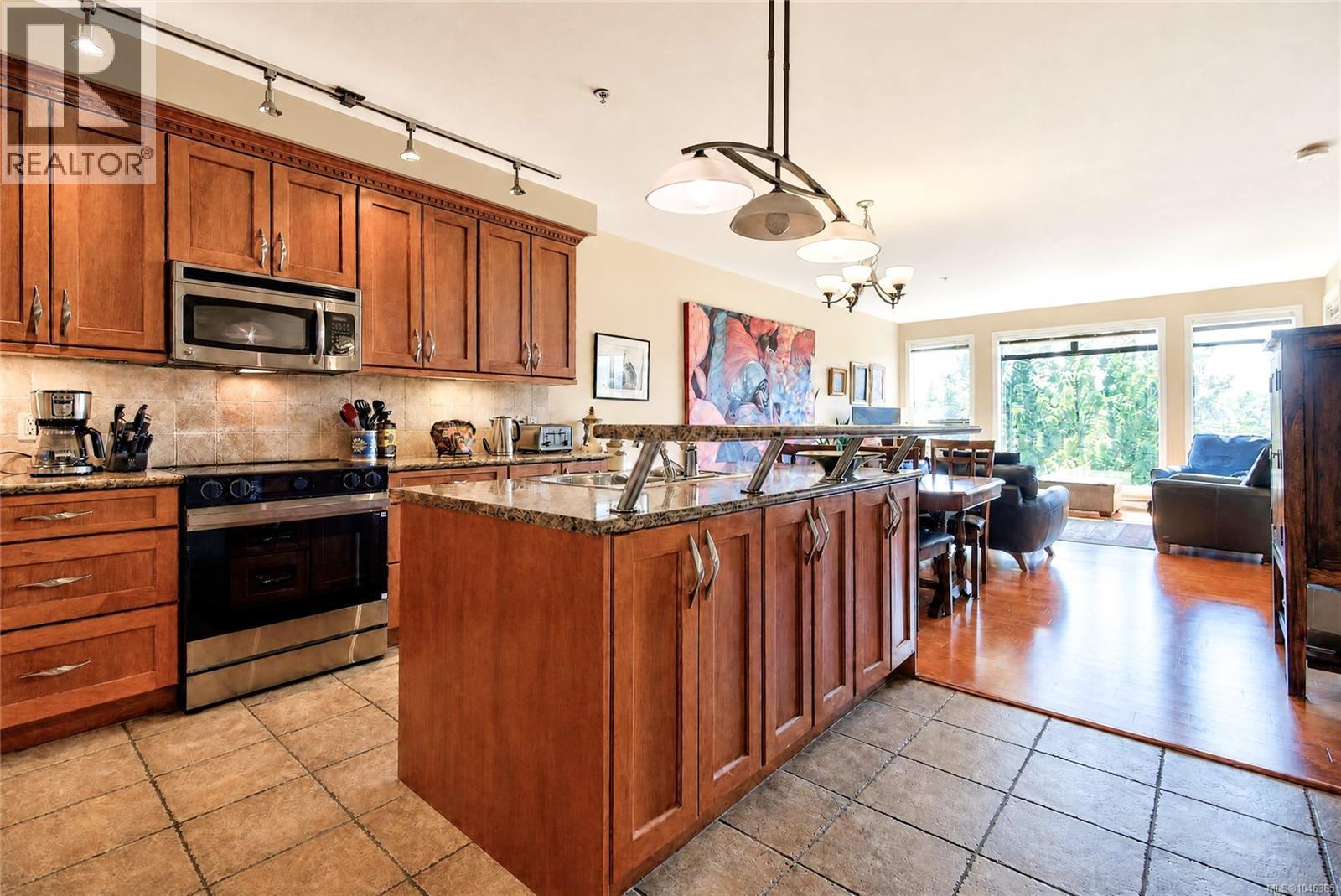 #436 2300 Mansfield Dr - Image 5
