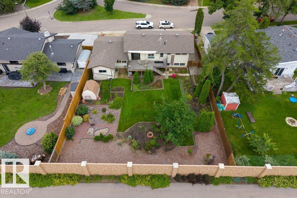 10 SCARBORO PL - 42